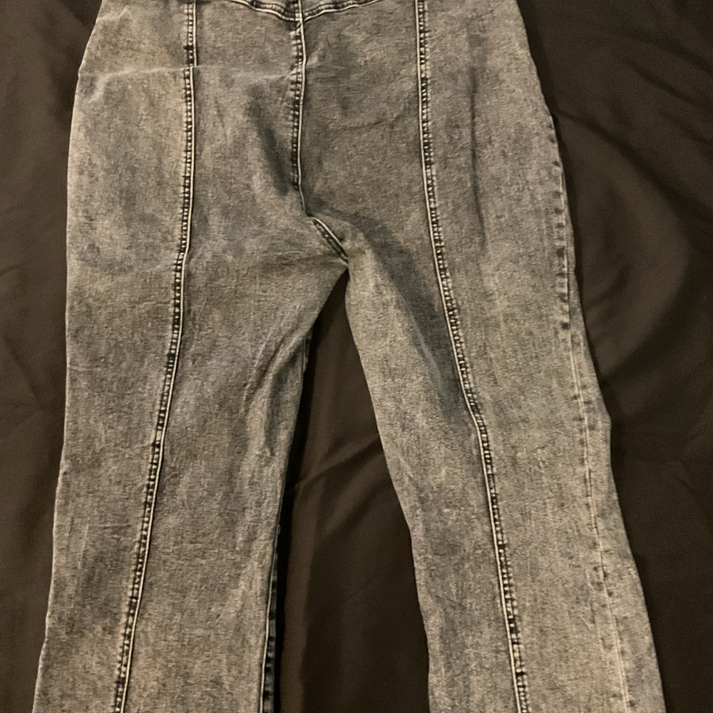 Fashion Nova Side Slit Stretch Slim Bootcut Jeans - Black Wash - Picture 5 of 8